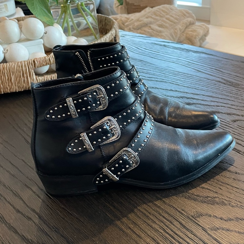 Aqua Three Buckle Booties. Black 8